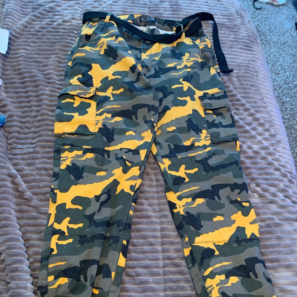 Women’s Camo Pants